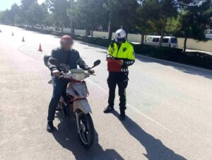 burdurda motosiklet denetimlerinde 67 ceza kesildi ILyPNtKr.jpg
