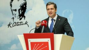 chpli yucel ankarayi kaybetmeyi hazmedemeyenler mansur yavasi itibarsizlastirmak icin ellerini ovusturanlar avuclarini yalayacaklar SSgkyFYH.jpg