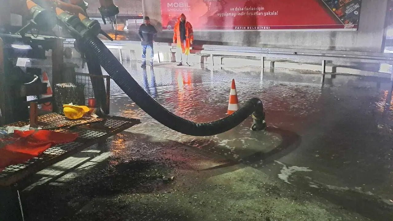 istanbul yagmura teslim metrekareye 15 ila 35 kilogram arasinda yagis dustu O9rd8RXr.jpg