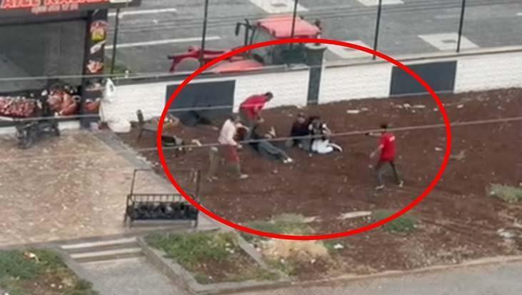 diyarbakirda kasap dukkaninda kanli hesaplasma 2 olu 2 yarali goruntuler ortaya cikti FWjr591P.jpg