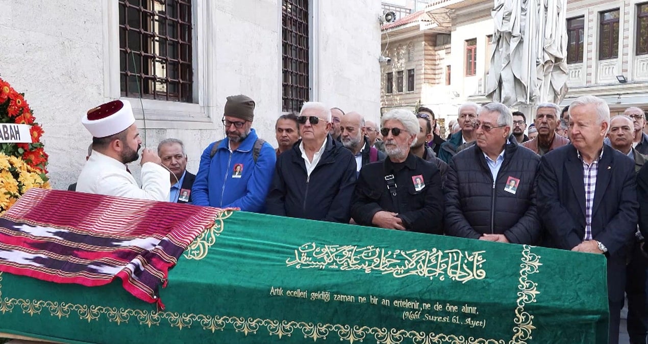 hocalarin hocasi suheyla altmisdort son yolculuguna ugurlandi MWhCKQFB.jpg